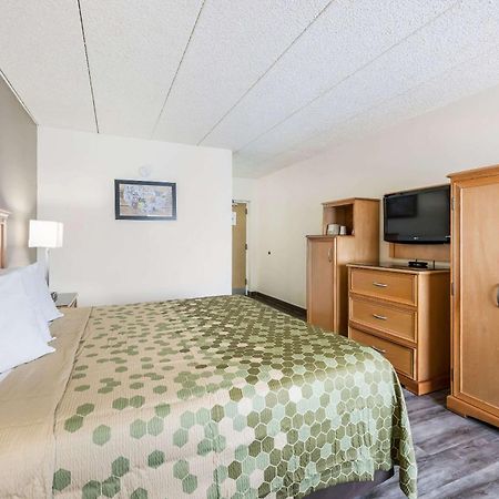 Econo Lodge Quakertown Eksteriør billede