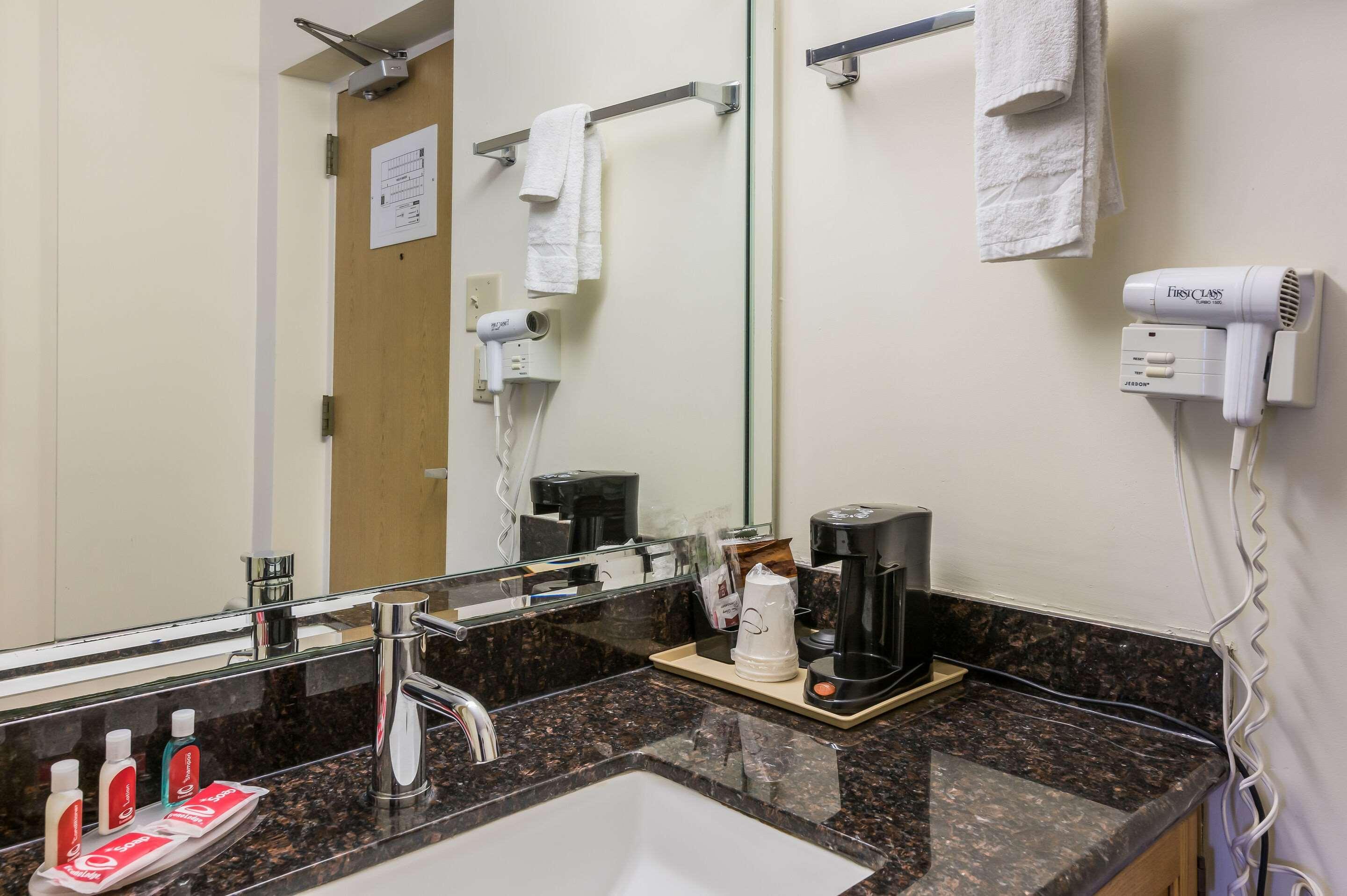 Econo Lodge Quakertown Eksteriør billede