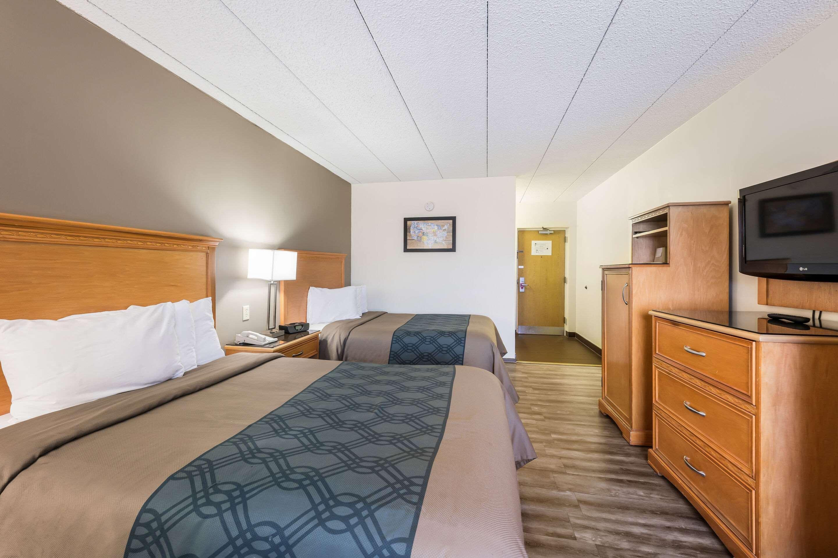 Econo Lodge Quakertown Eksteriør billede