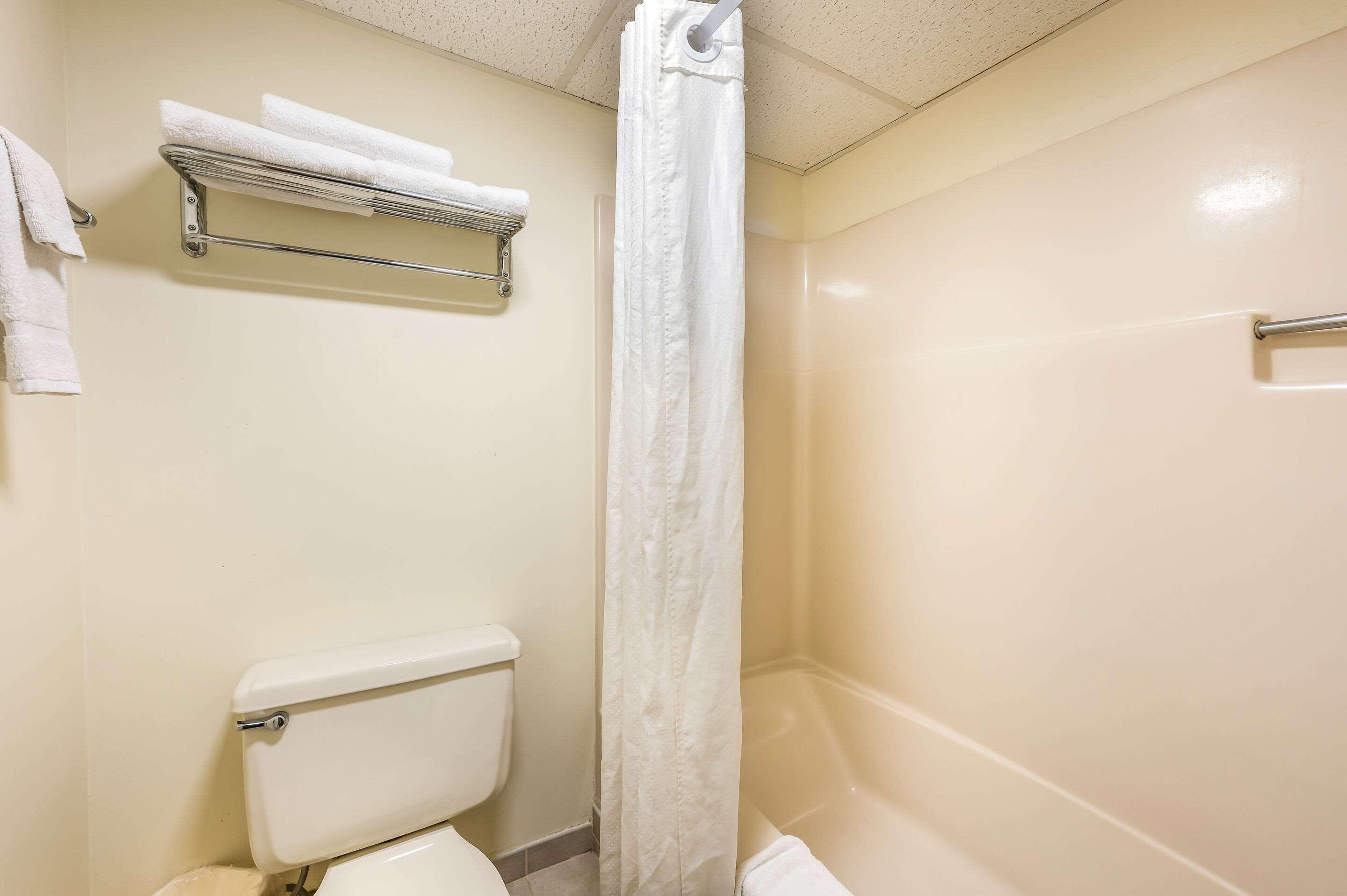 Econo Lodge Quakertown Eksteriør billede