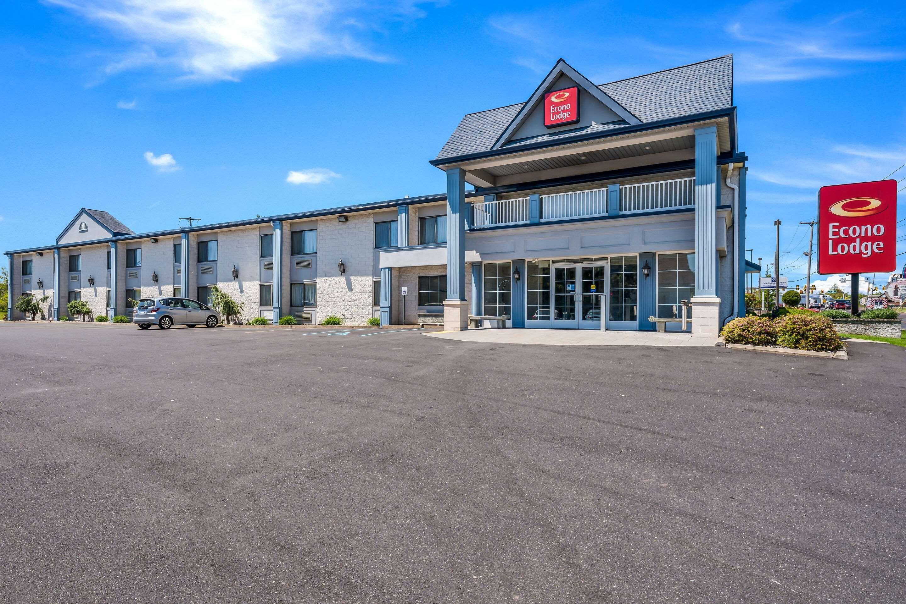 Econo Lodge Quakertown Eksteriør billede