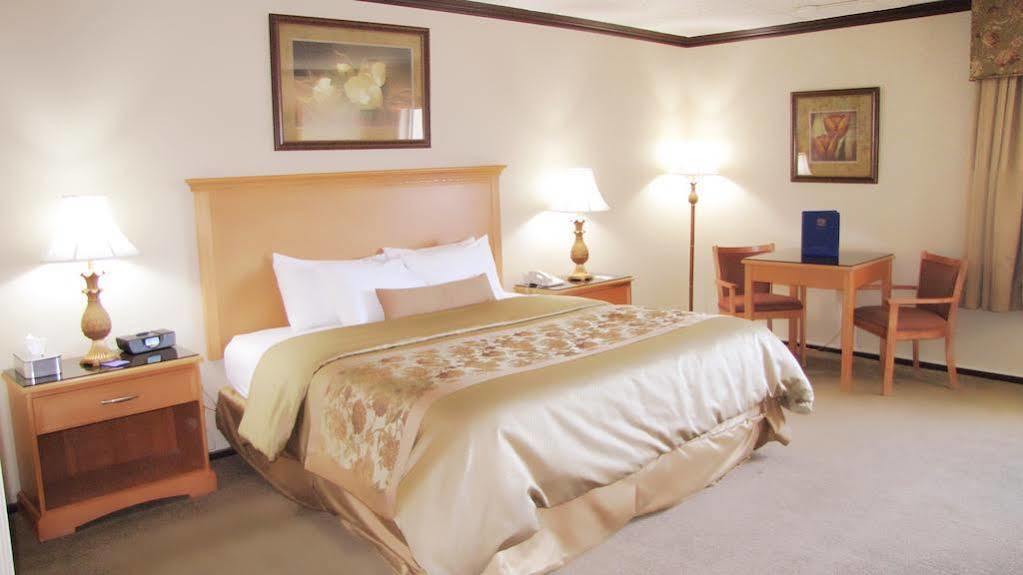 Econo Lodge Quakertown Eksteriør billede